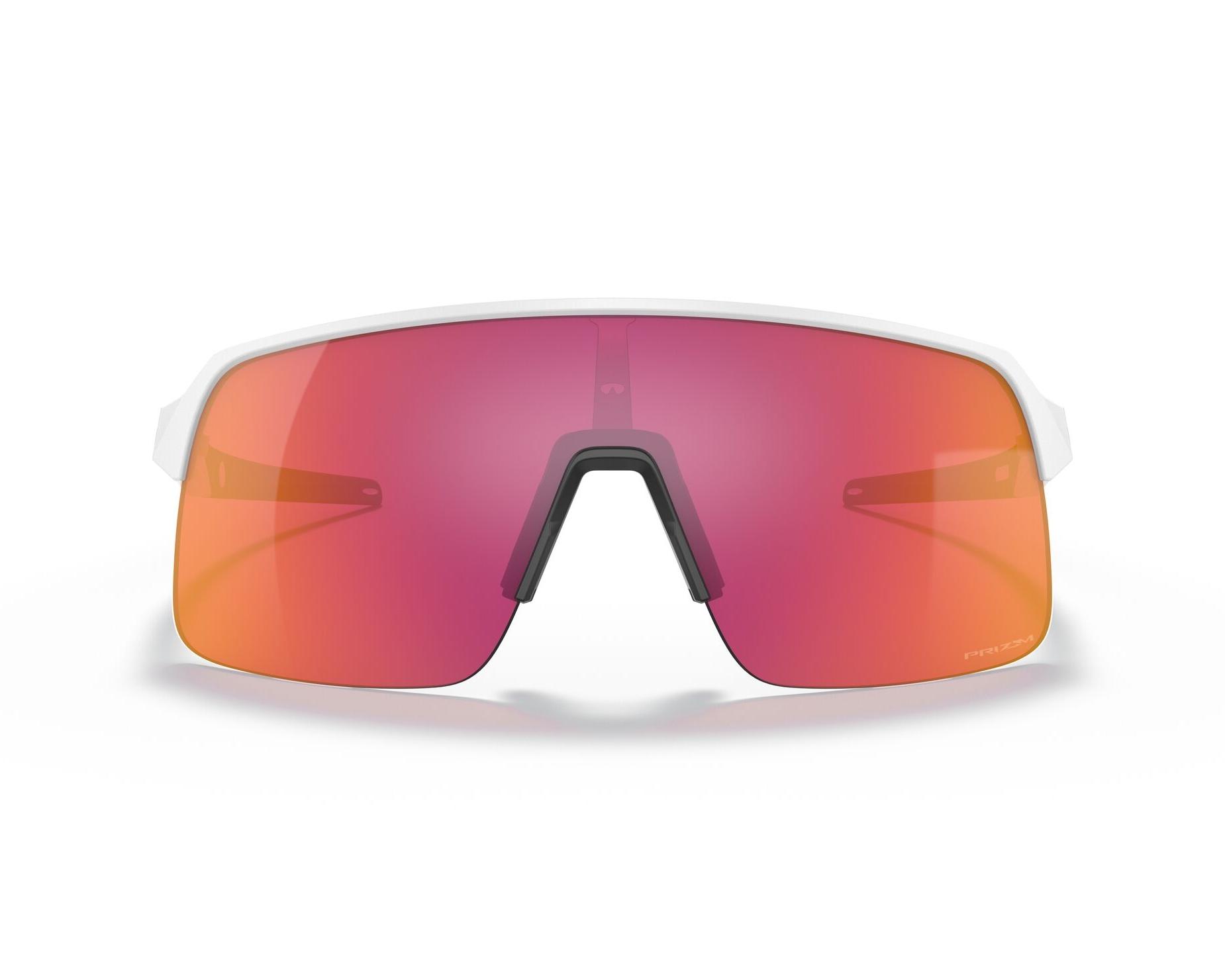 Oakley OO9463 946320 - weiß  360-Grad-Ansicht 1