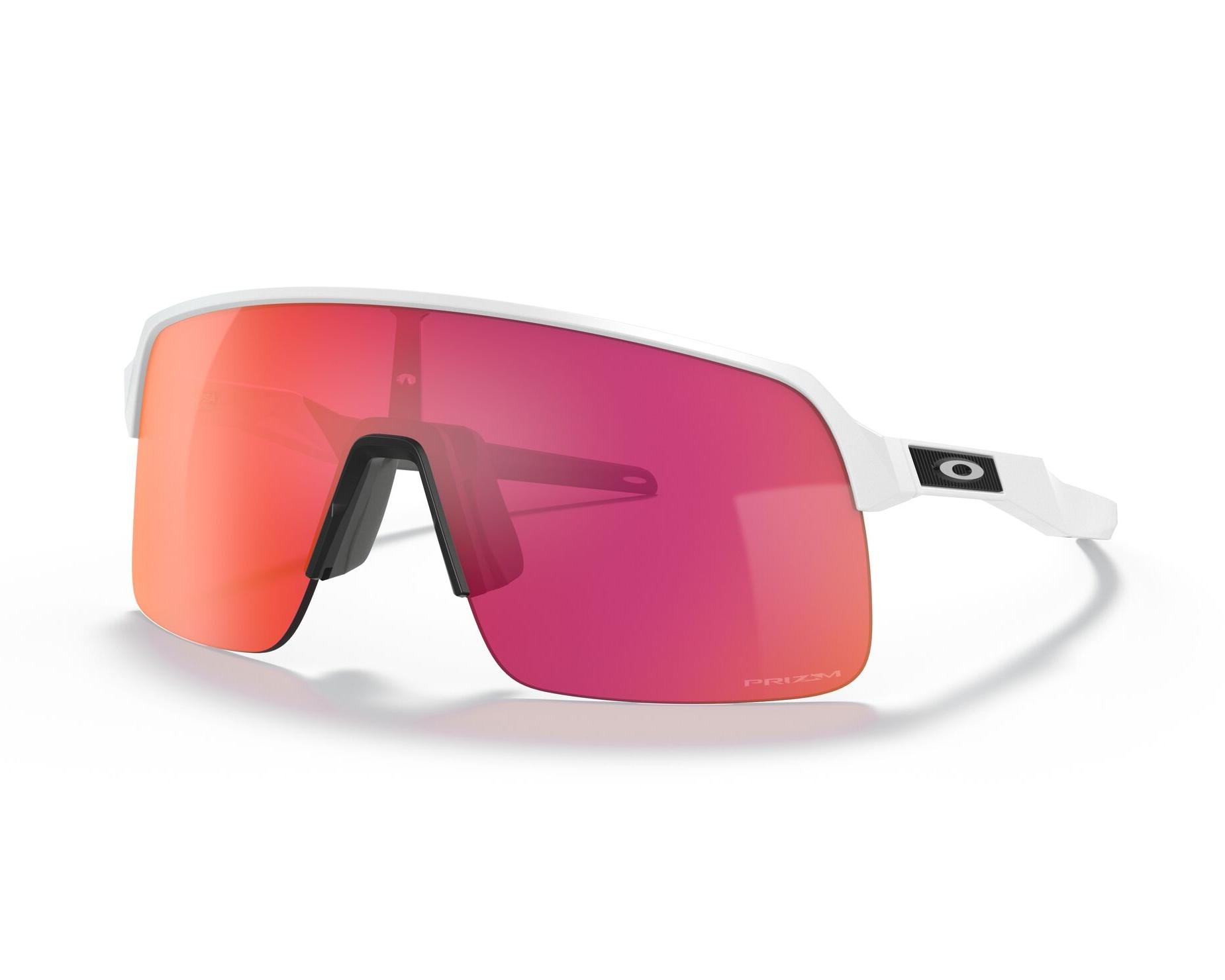 Oakley OO9463 946320 - weiß  360-Grad-Ansicht 8